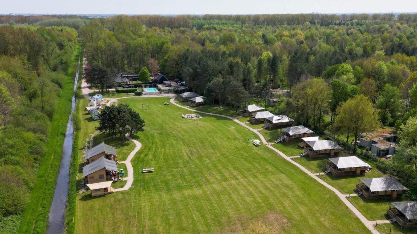 Glamping Lodge With Eco-Wellness Zeewolde Esterno foto