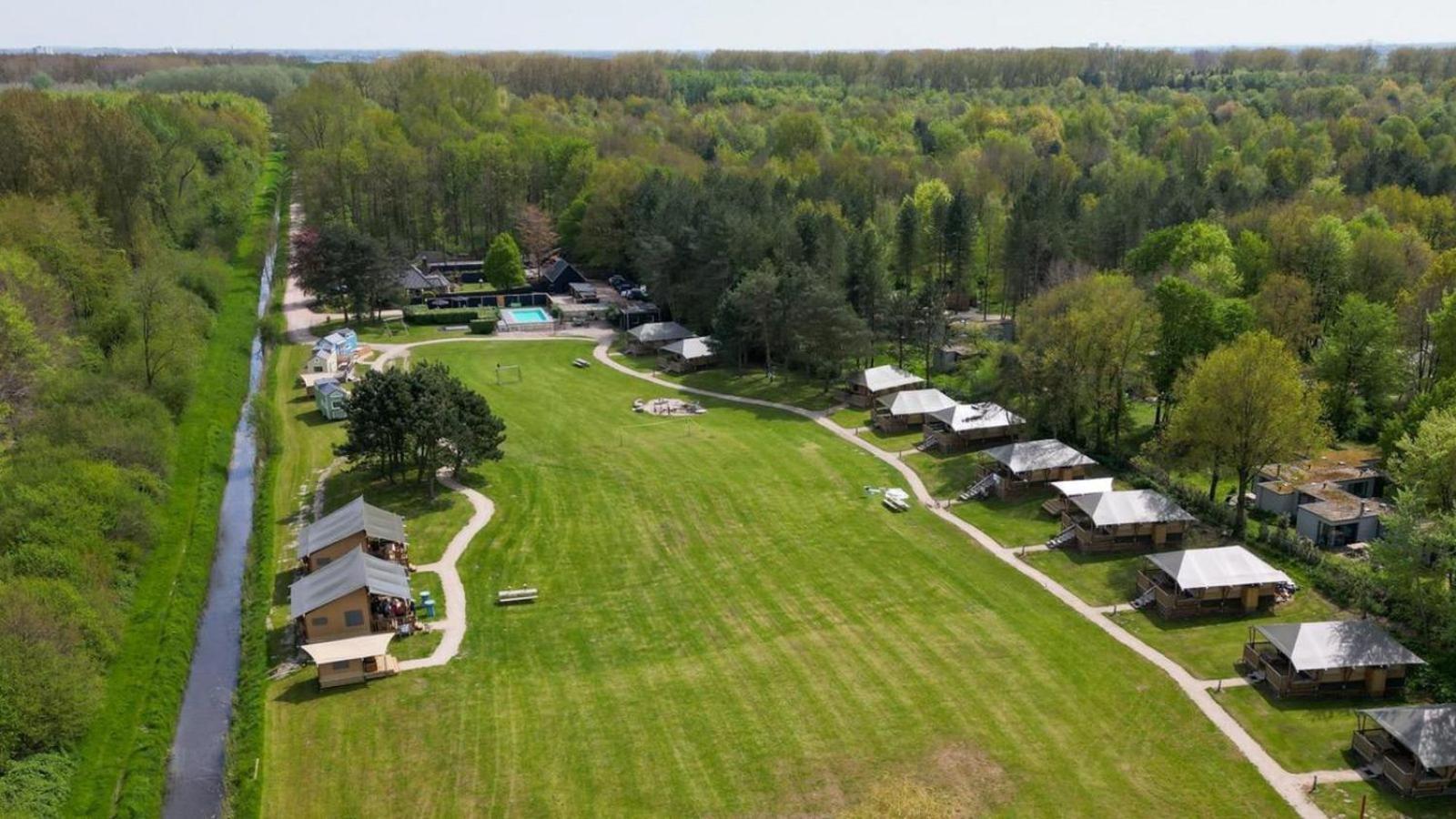 Glamping Lodge With Eco-Wellness Zeewolde Esterno foto