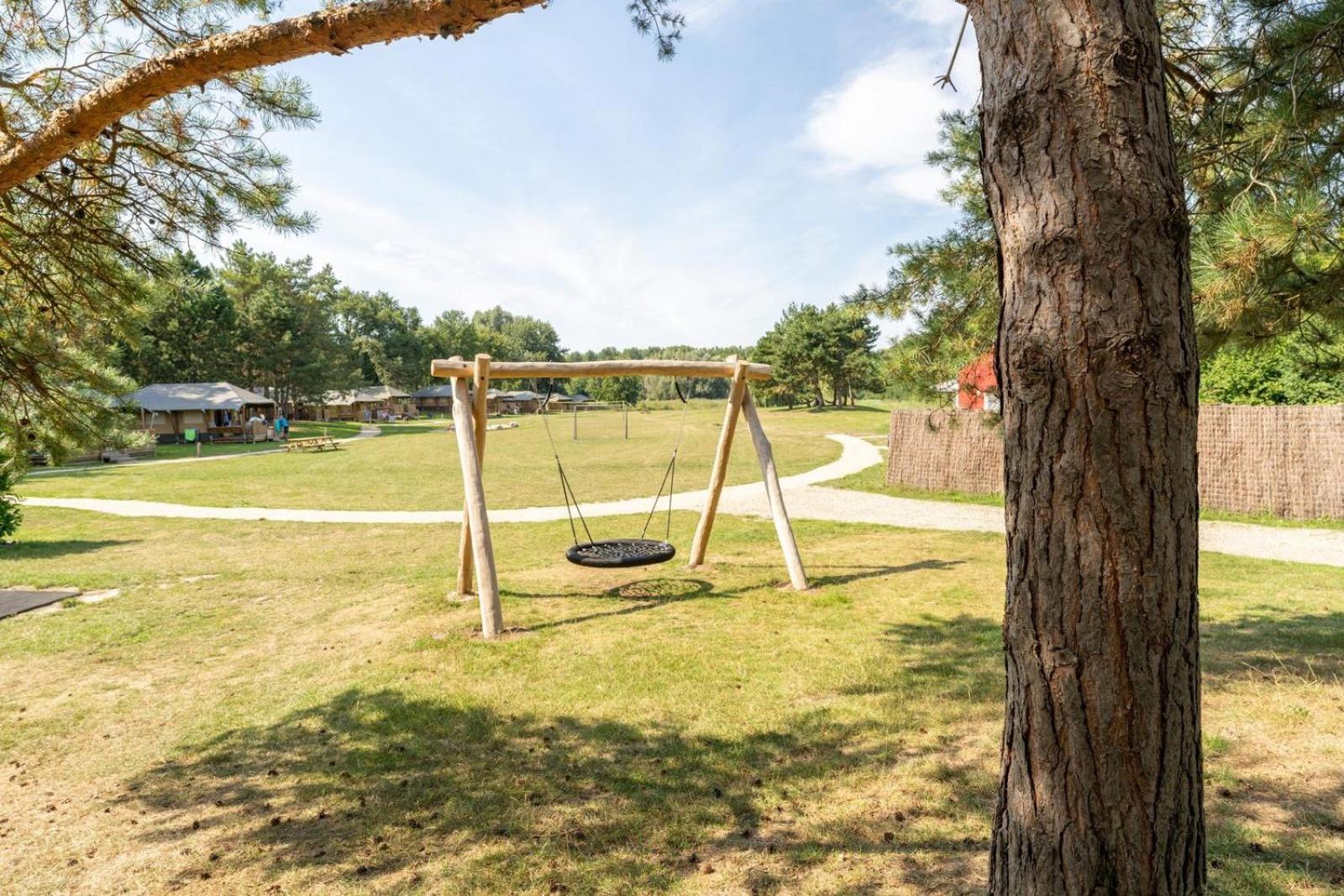 Glamping Lodge With Eco-Wellness Zeewolde Esterno foto