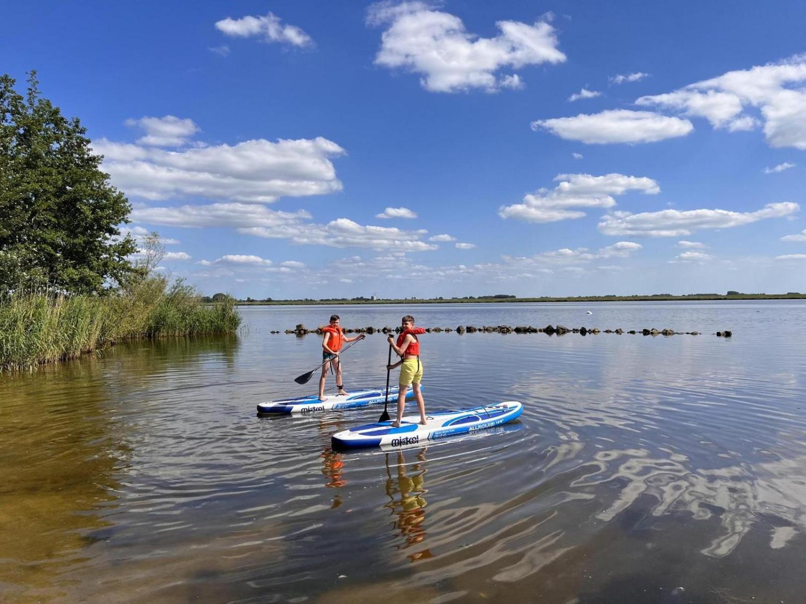 Glamping Lodge With Eco-Wellness Zeewolde Esterno foto