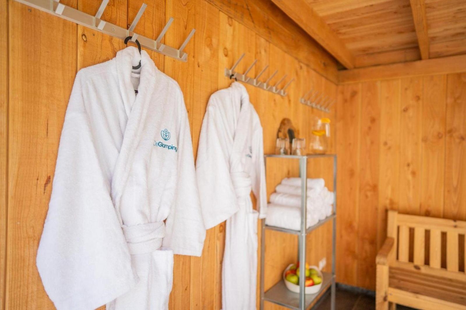 Glamping Lodge With Eco-Wellness Zeewolde Esterno foto