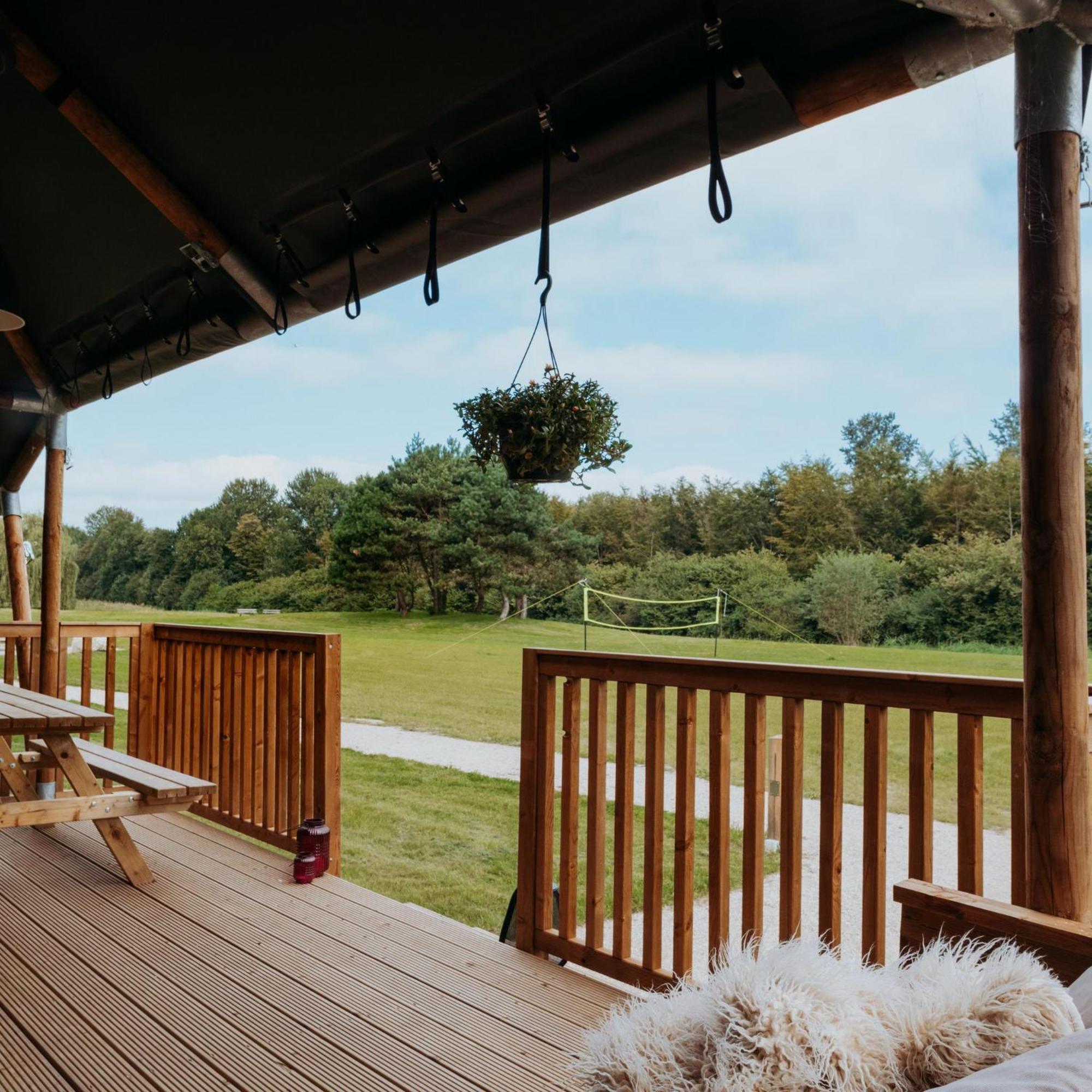 Glamping Lodge With Eco-Wellness Zeewolde Esterno foto