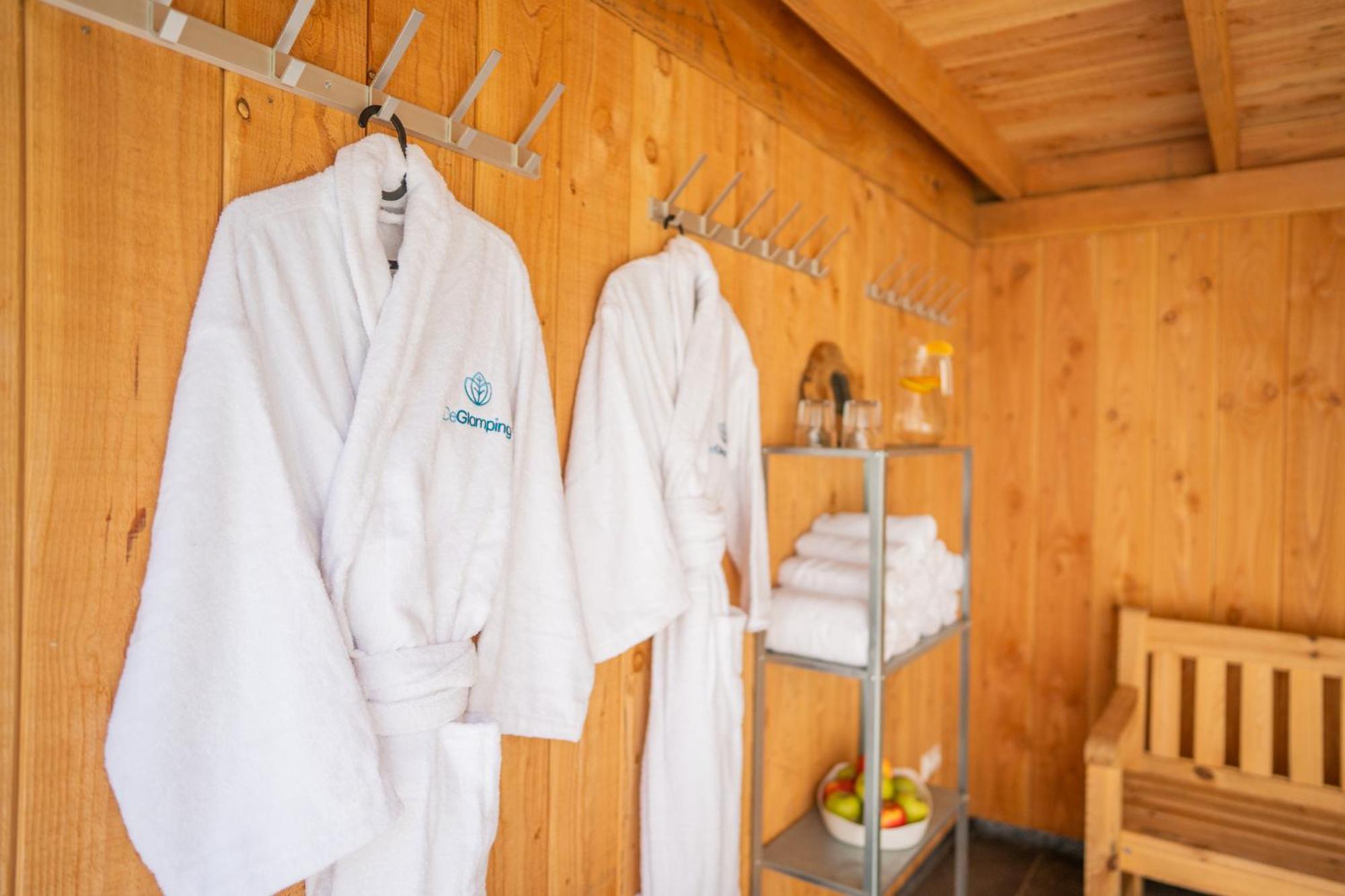 Glamping Lodge With Eco-Wellness Zeewolde Esterno foto